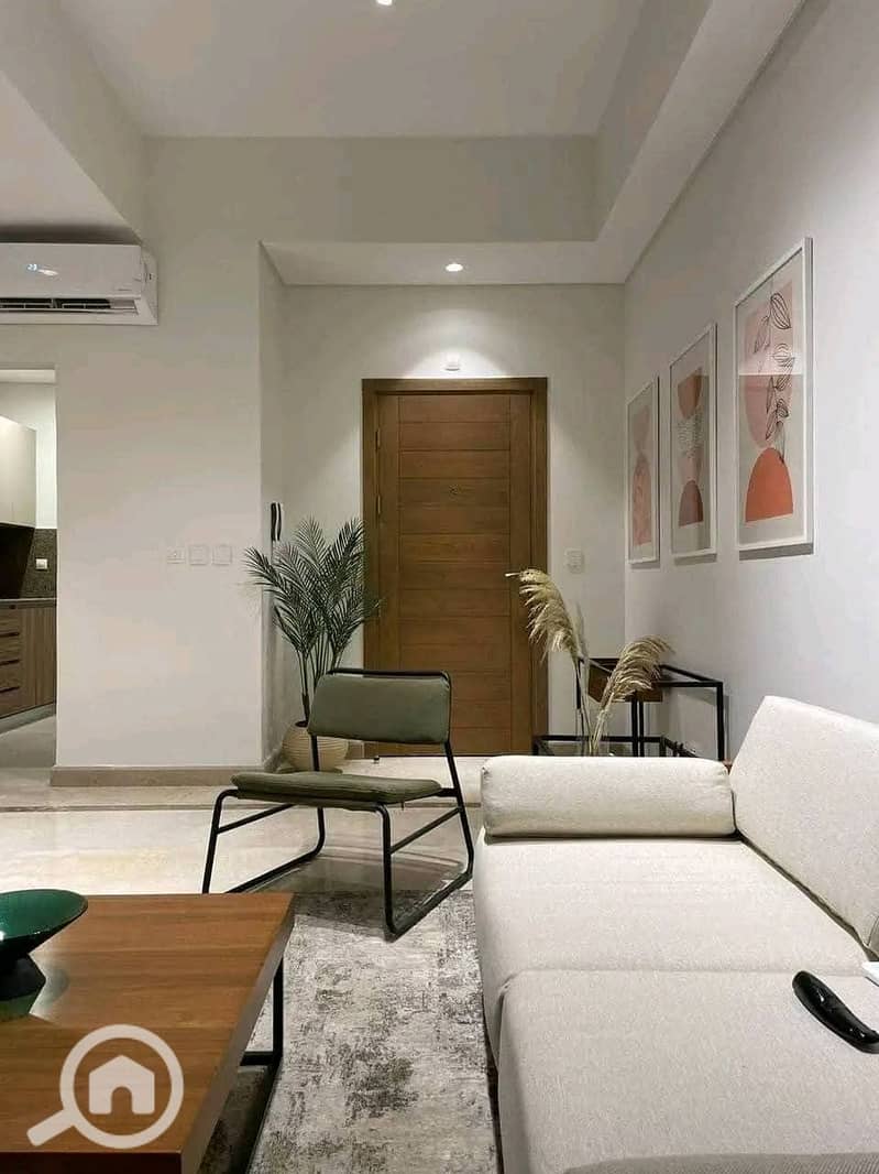 6 f461c78c-a3e5-4315-8c5b-11d9de34e629. jpg