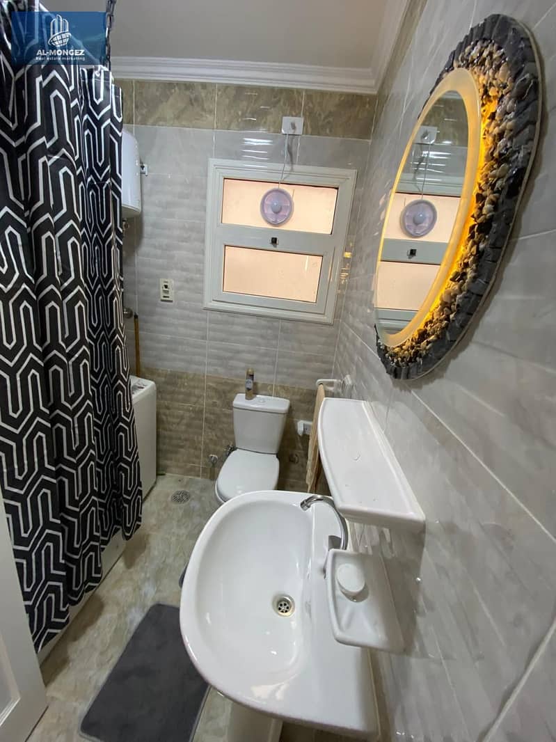 11 057d1d29-29b2-41fc-813f-3efec29627ba. jpg