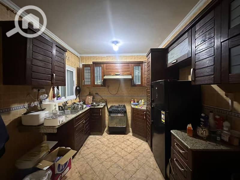 8 143dd9be-b65f-455a-b264-bf6566d88134. jpeg