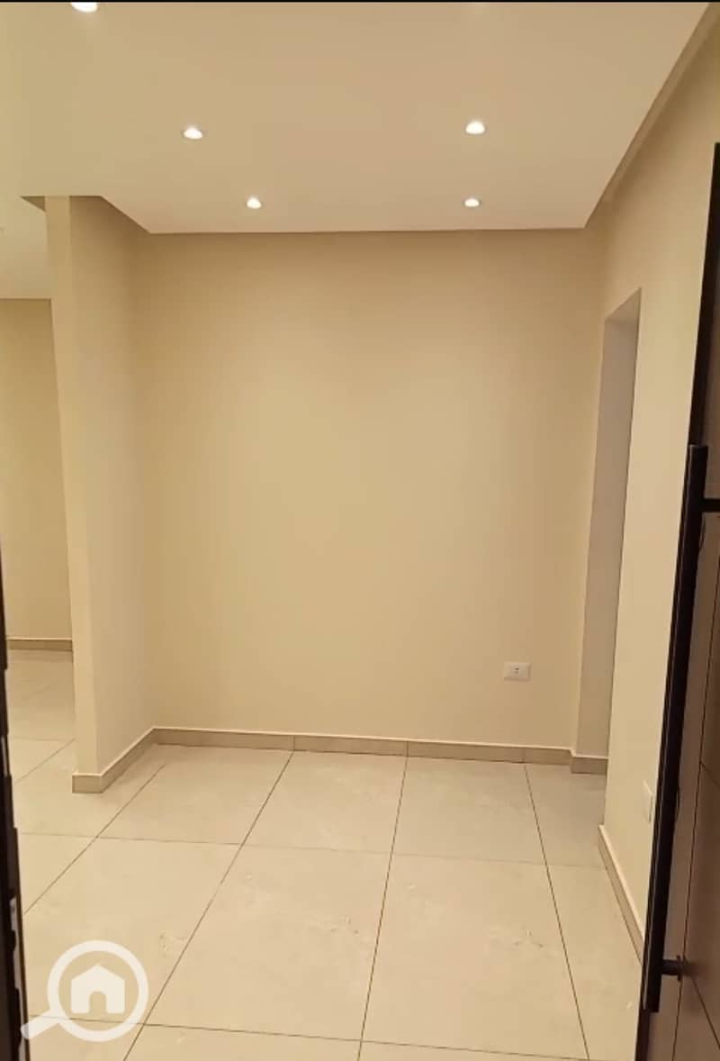 6 WhatsApp Image 2026-01-15 at 5.58. 50 PM (1). jpeg