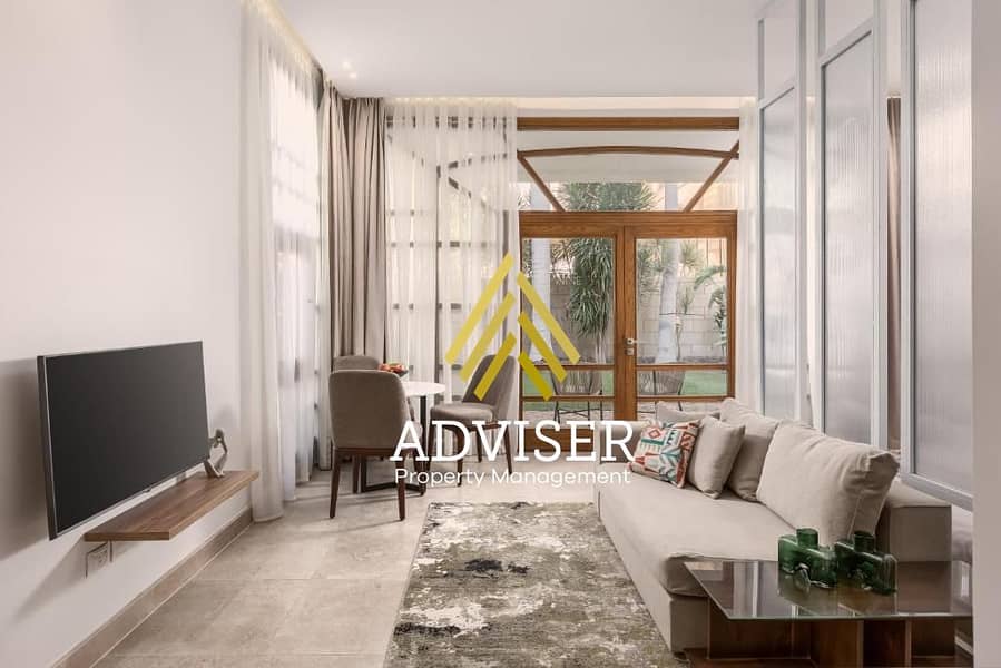 10 ILO,L. O (9). jpg