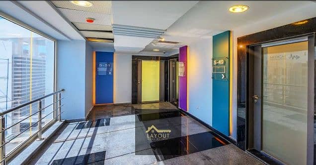 4 06a71e53-7bf4-4807-a9ce-bb025b55294a. jpg