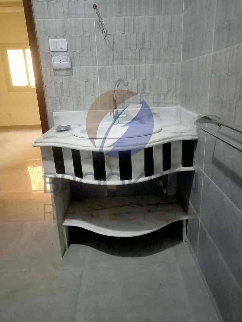 3 4bc47d43-2d7e-4e55-9416-4550b4c0d1ca. jpg