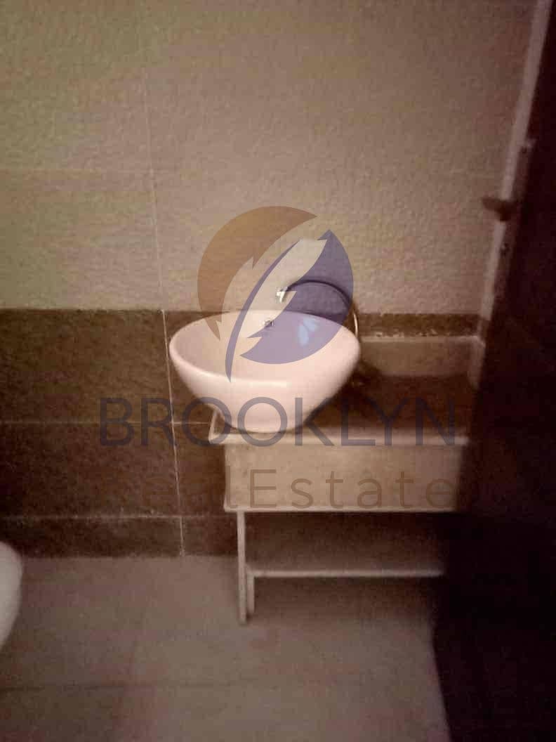 8 1cef5b03-9533-47bf-bf7b-0f8ab6c10d6c. jpg