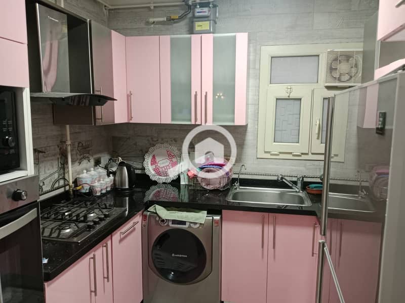 21 e086babb-f64c-445d-b77a-322f10574fb6. jpg