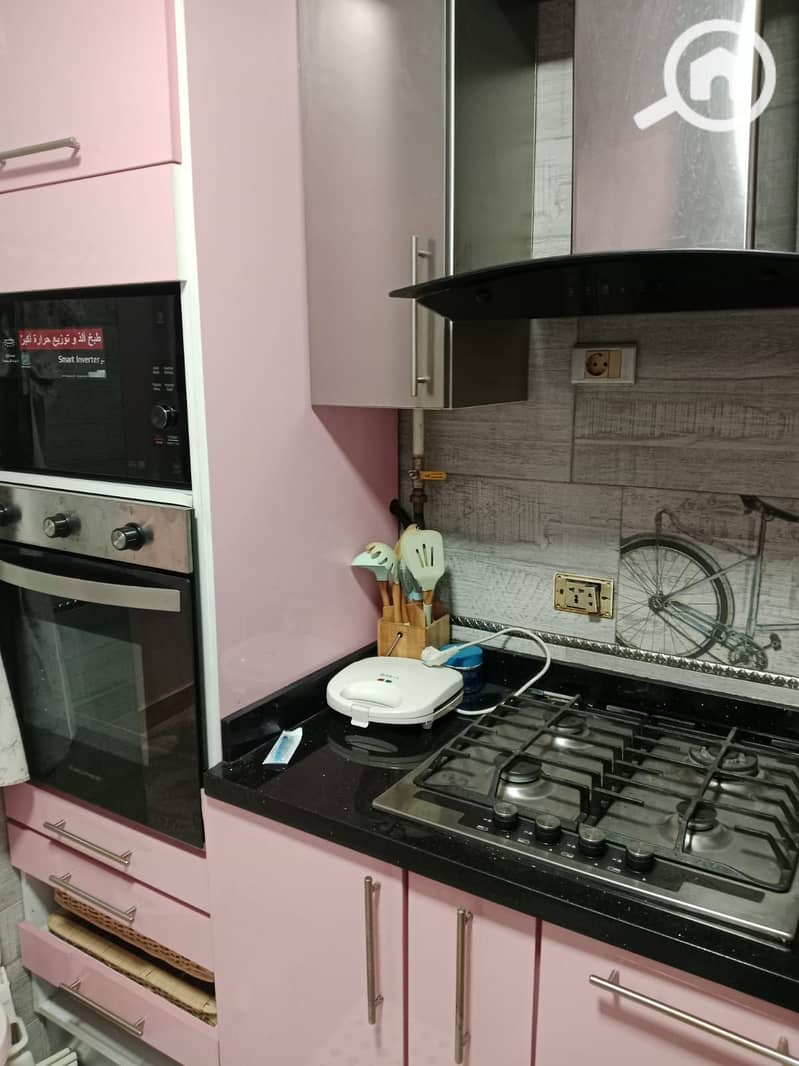 22 fe334b0e-9143-4c51-a35b-e1279d0f9ea4. jpg