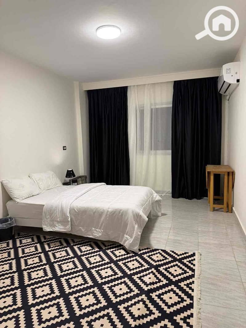 12 6468ed31-a3a7-4bd7-a96d-4fd4229c78bf. jpg