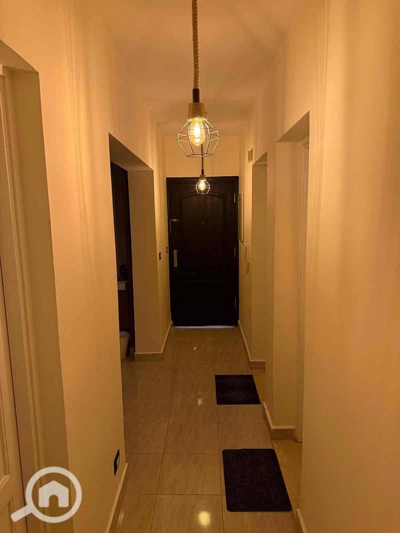 20 853d3791-cf82-45a7-97d9-6407439b60cb. jpg