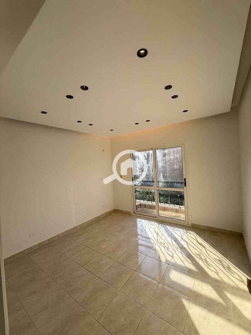 2 4a5f0f86-e607-402b-b885-2b1fb1b69dae. jpg