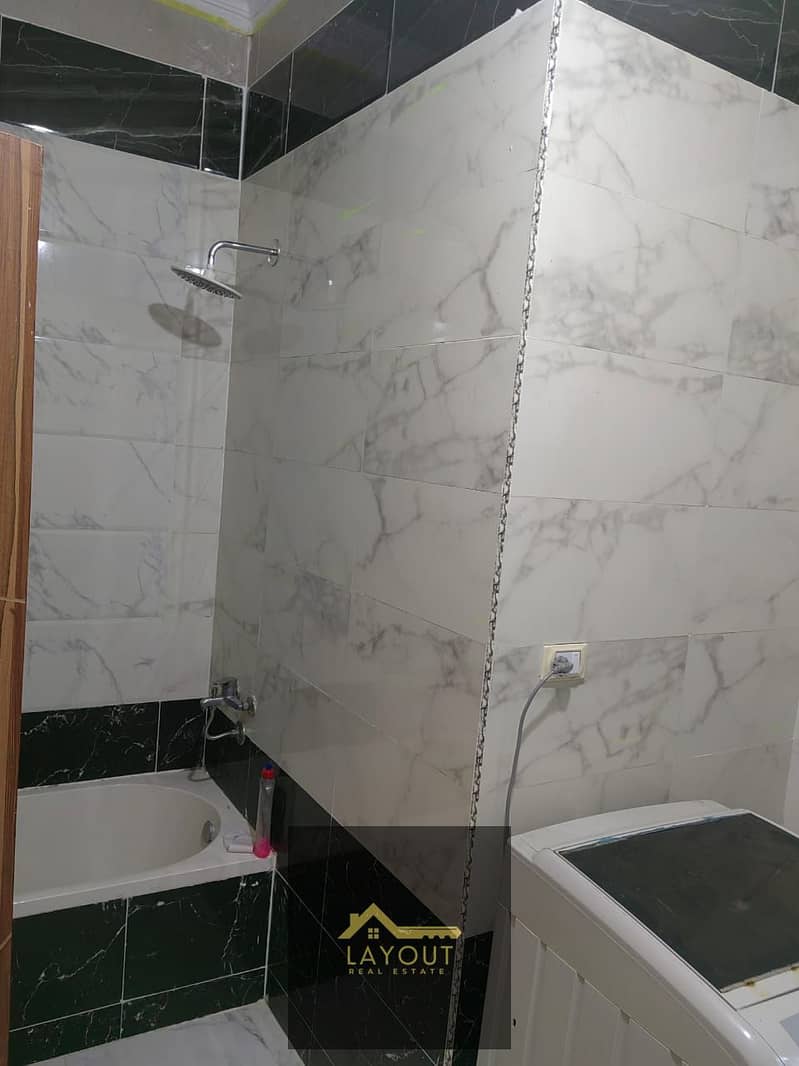 2 8a532b7a-f056-4cbf-bd4e-640dbe2165c1. jpg