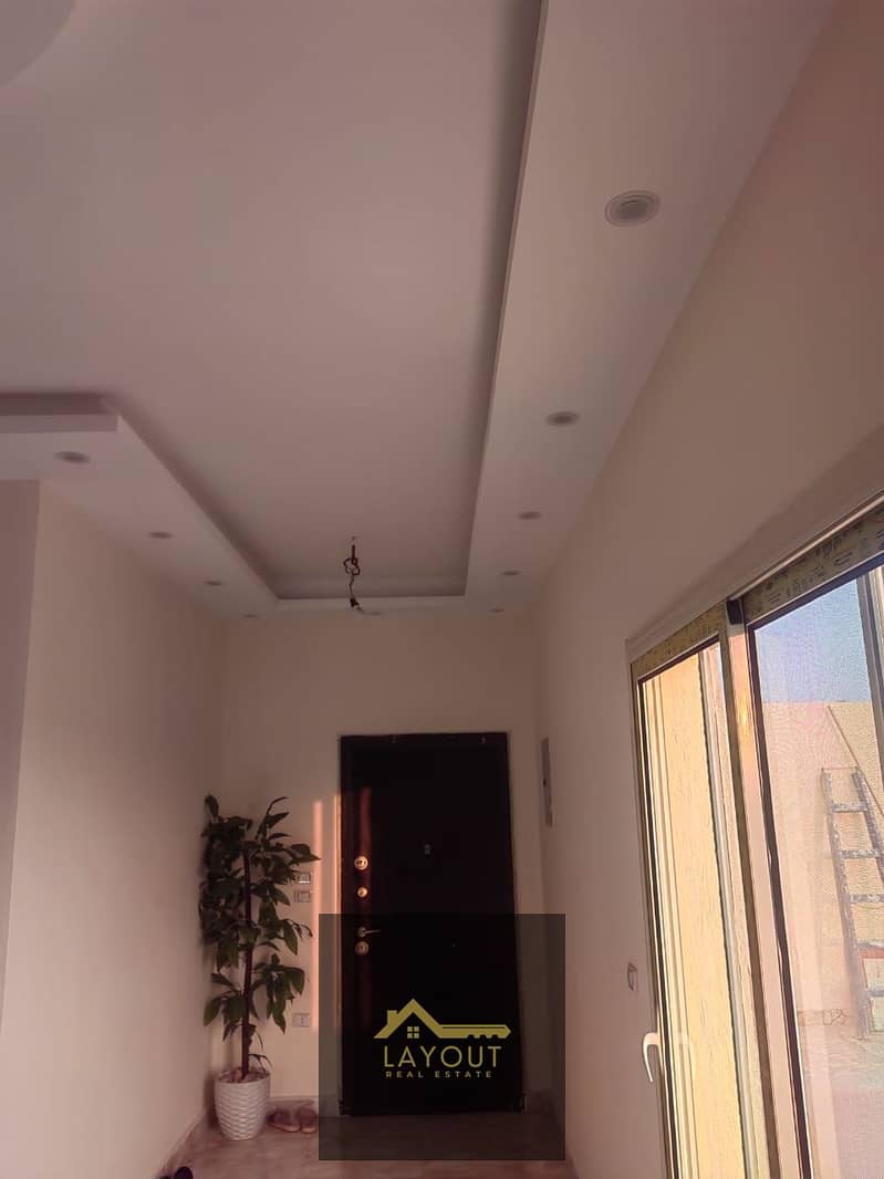 7 b68114b1-f47b-4792-b0ea-cb2ce5ece6a1. jpg