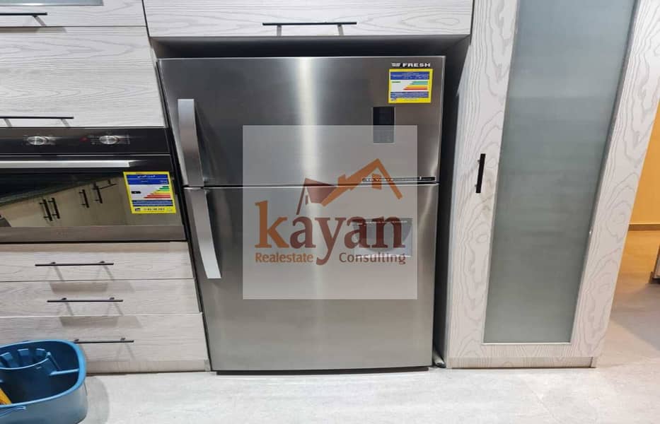 4 0cb036c0-9ec5-425a-a476-7cab6ce7c7a0. jpg