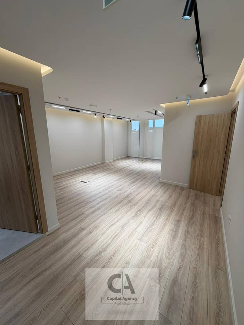 2 5be274b3-f407-4fb5-a419-8508815d0fc1. jpg