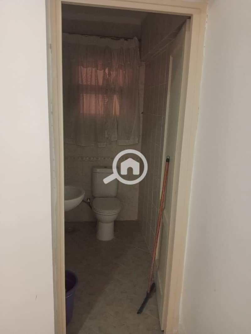 7 0395c779-6b05-4973-99b4-ff8ced4828fa. jpeg