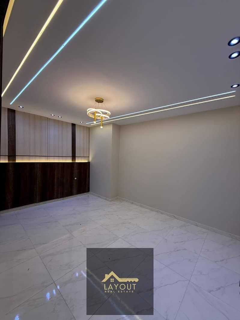 3 995499fc-01ad-4b06-9b4d-95f23696792f. jpg