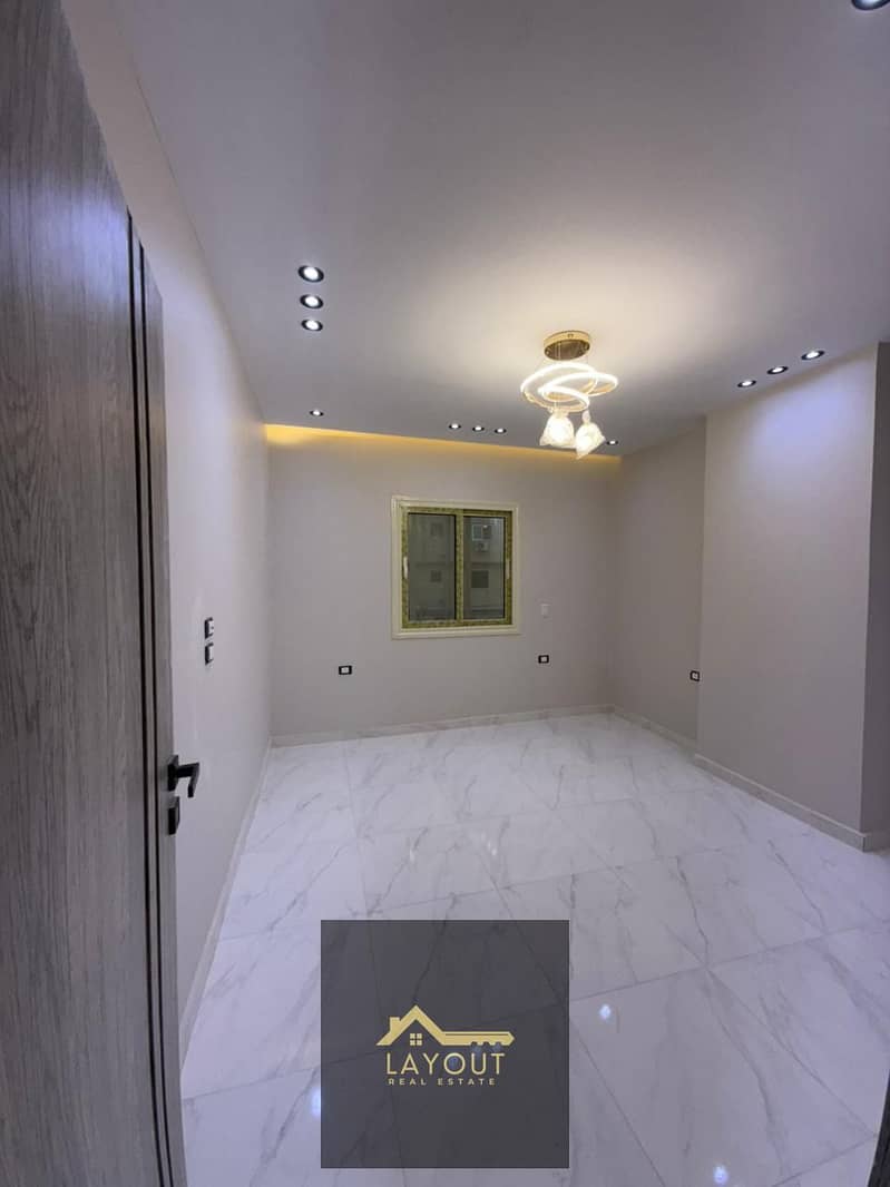 5 7e9d68cc-7743-474d-b180-ce622a8afd10. jpg