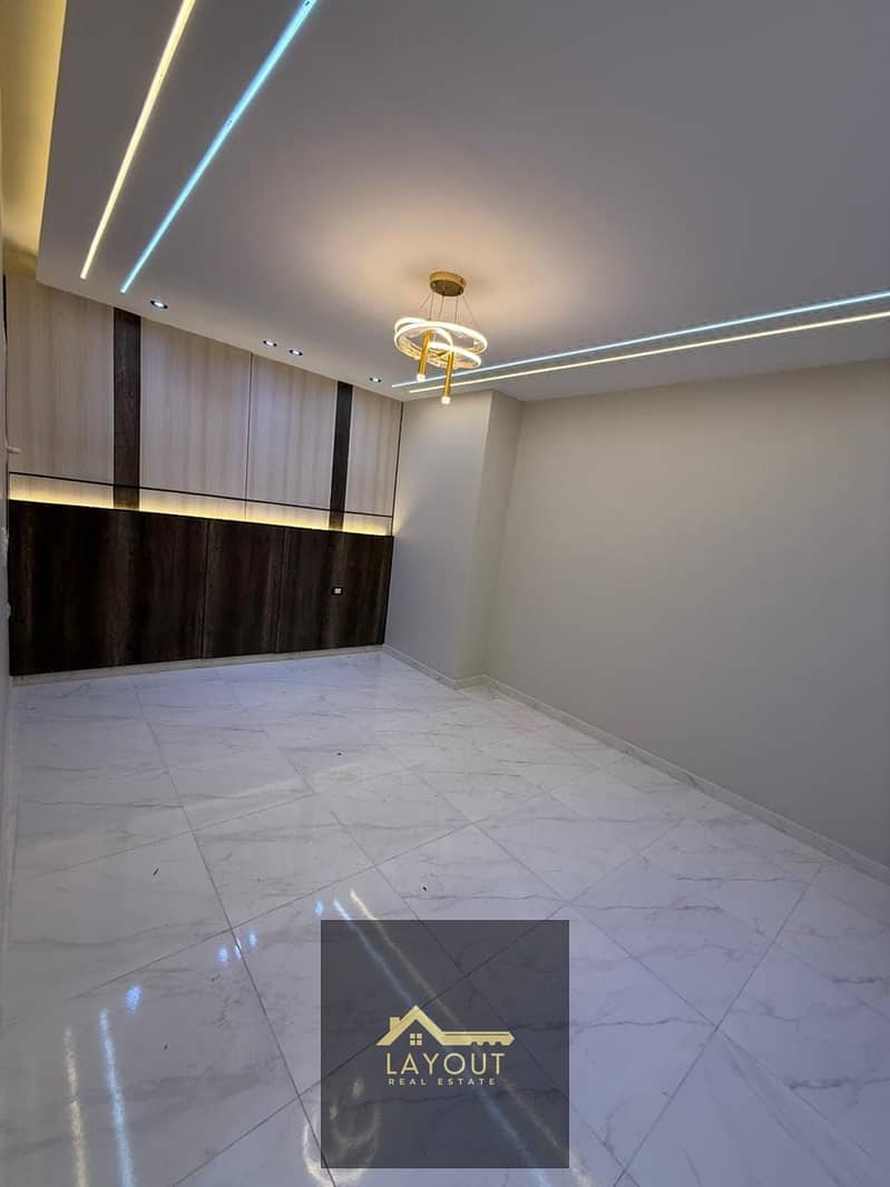 9 1dee7d0f-6dc9-4959-9717-57d49d4fb820. jpg