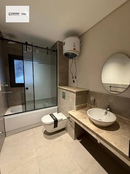 4 c7baeea4-c155-42aa-8099-2f1c05b5e530. jfif. jpg