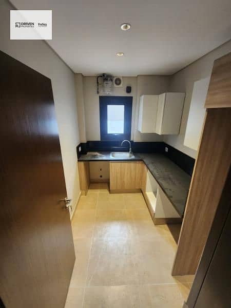 6 da6d91a6-98f2-4611-8c1d-5216348aed6a. jfif. jpg