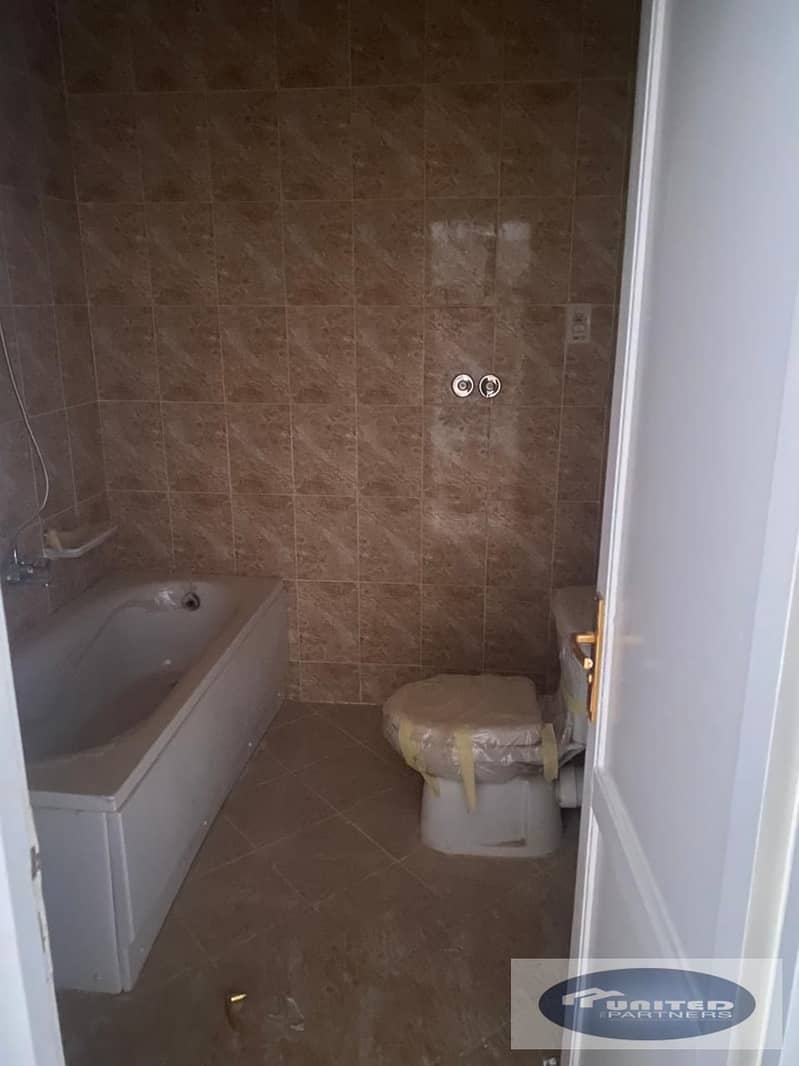 13 faedeb19-b829-4610-a778-5b88cb9456bf. jpg