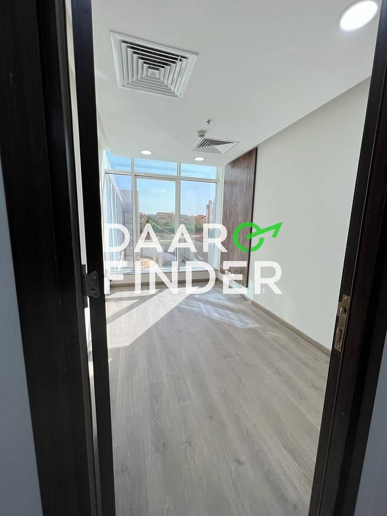 5 1c177245-219b-4a01-95d4-4b2e2a41e6ef. jpg