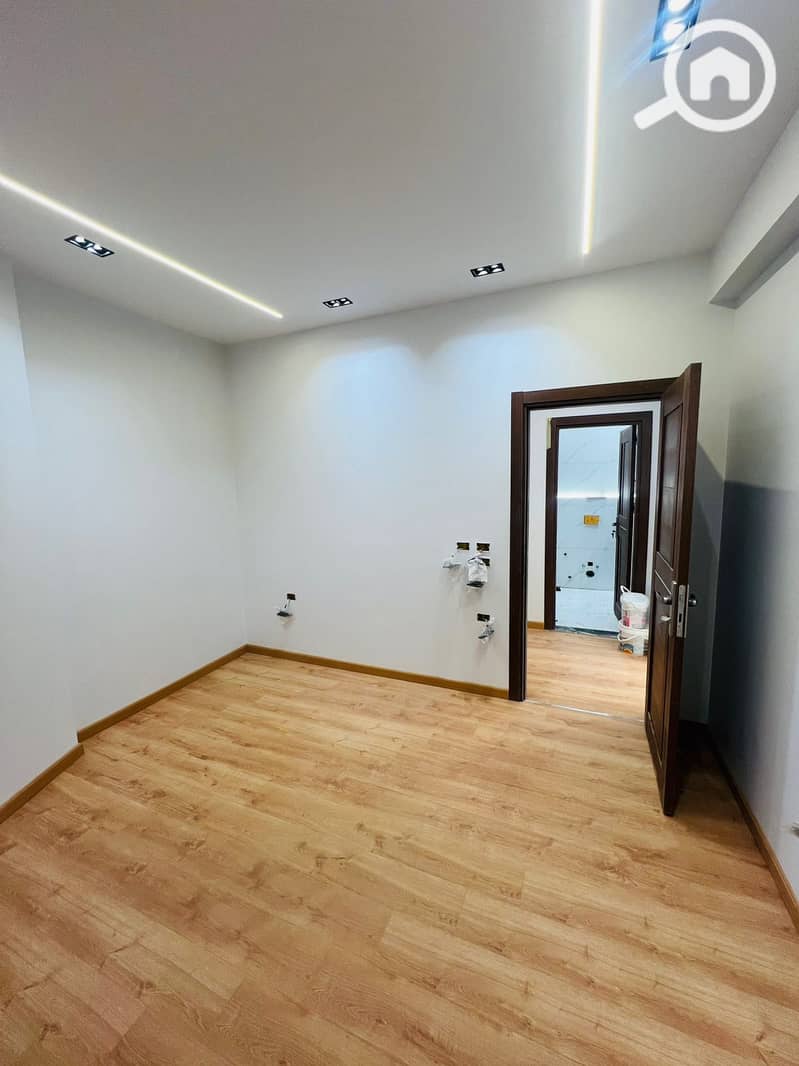 6 WhatsApp Image 2026-01-15 at 12.38. 17 AM (1). jpeg