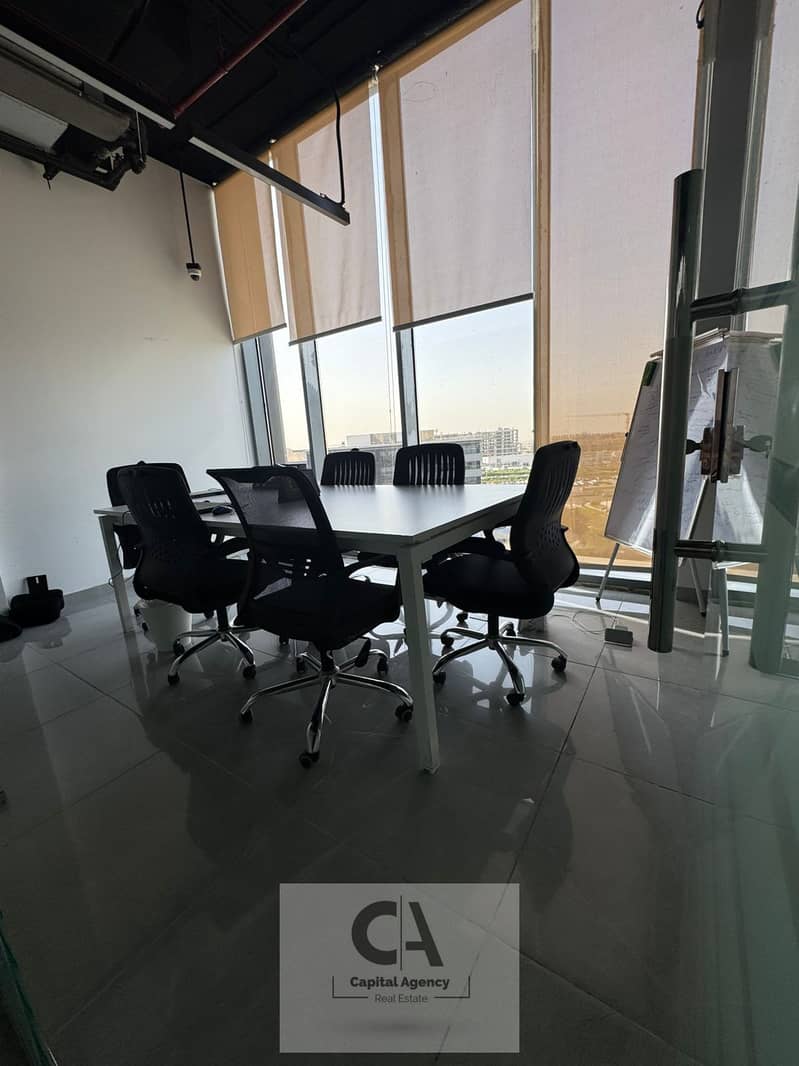 5 c4f75ae9-b163-4f73-a3d0-98b5b4d160ea. jpg