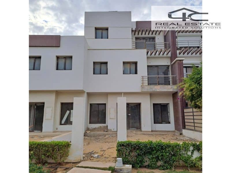 4 WhatsApp Image 2024-02-19 at 9.39. 09 PM (1). jpg