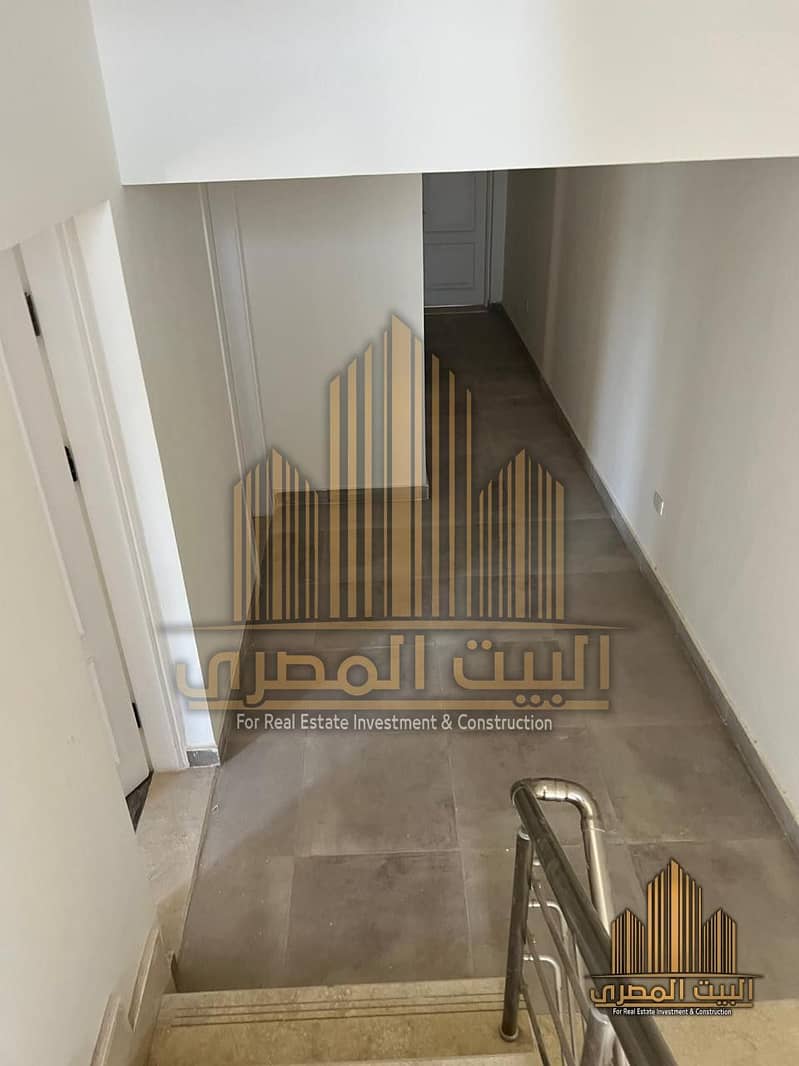 11 U714668 (10). jpg