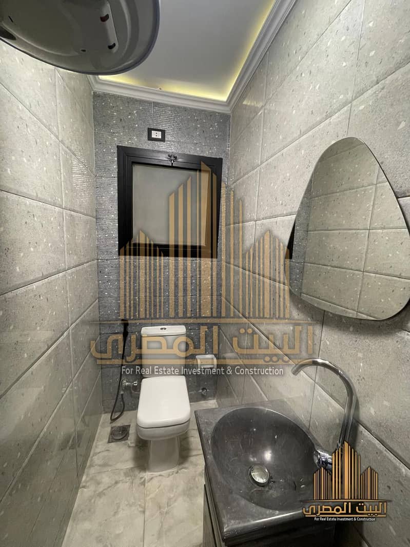 15 U242130 (17). jpg