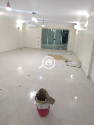 فلیٹ 4 غرف نوم للايجار في المهندسين، الجيزة - IMG20210311193232. jpg