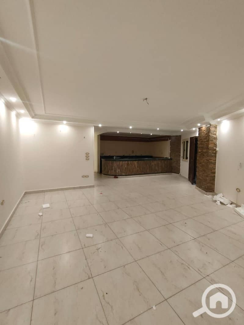 2 12e633ad-c1e7-423e-9992-2bc45745453c. jpeg