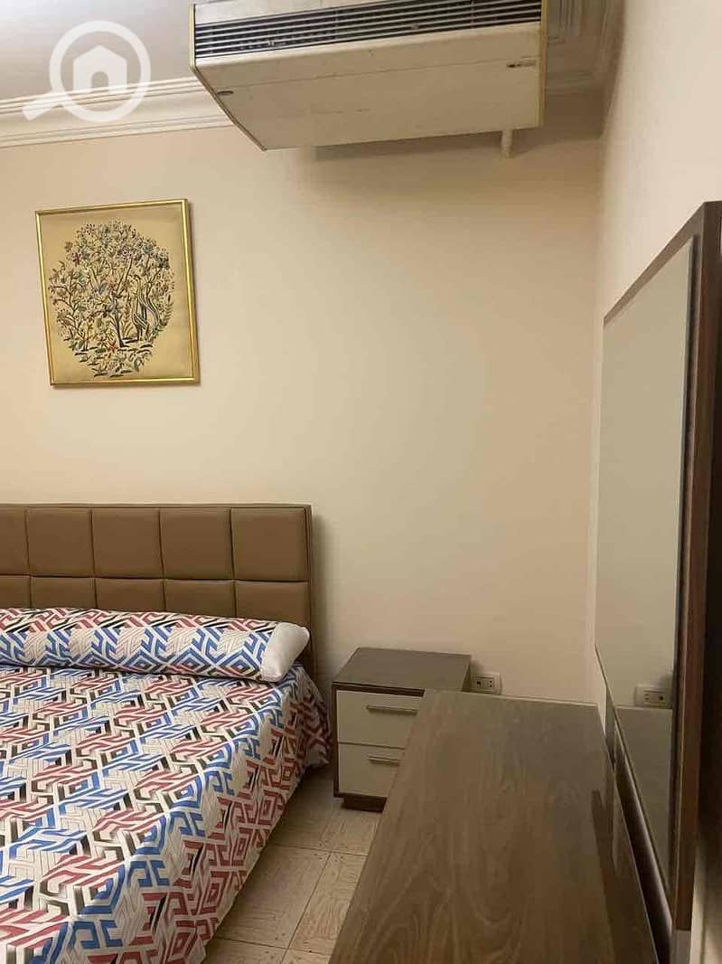 10 749c172f-7b9b-44a8-ba61-f4b7433b7abe. jpg