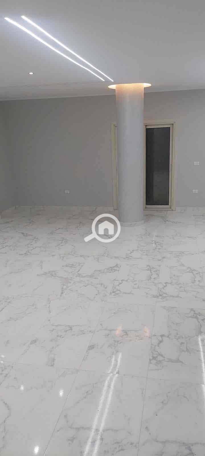 13 4b37b2cb-8783-4718-85ad-0f5f89590dab. jpg