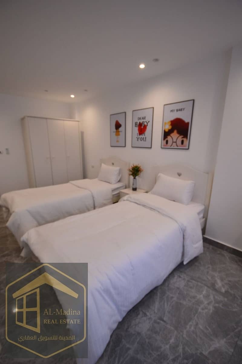 11 WhatsApp Image 2025-10-16 at 16.50. 14 (1). jpeg