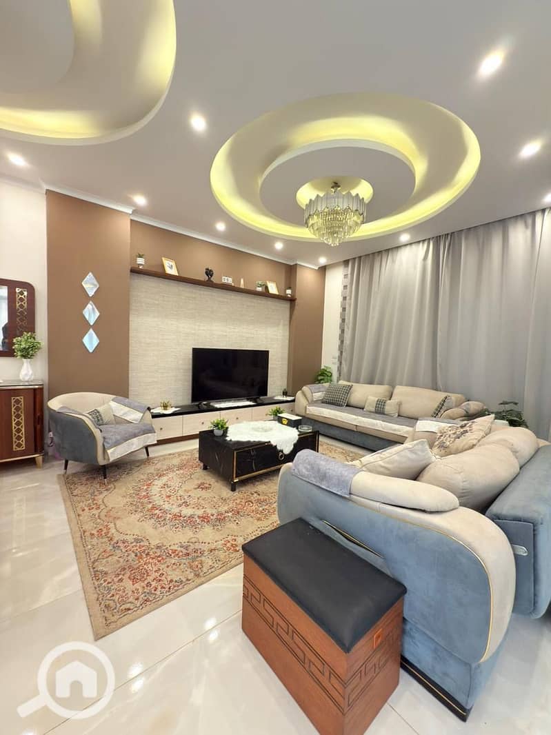 4 c220af24-ea91-4299-bce8-30fa9addd534. jpeg