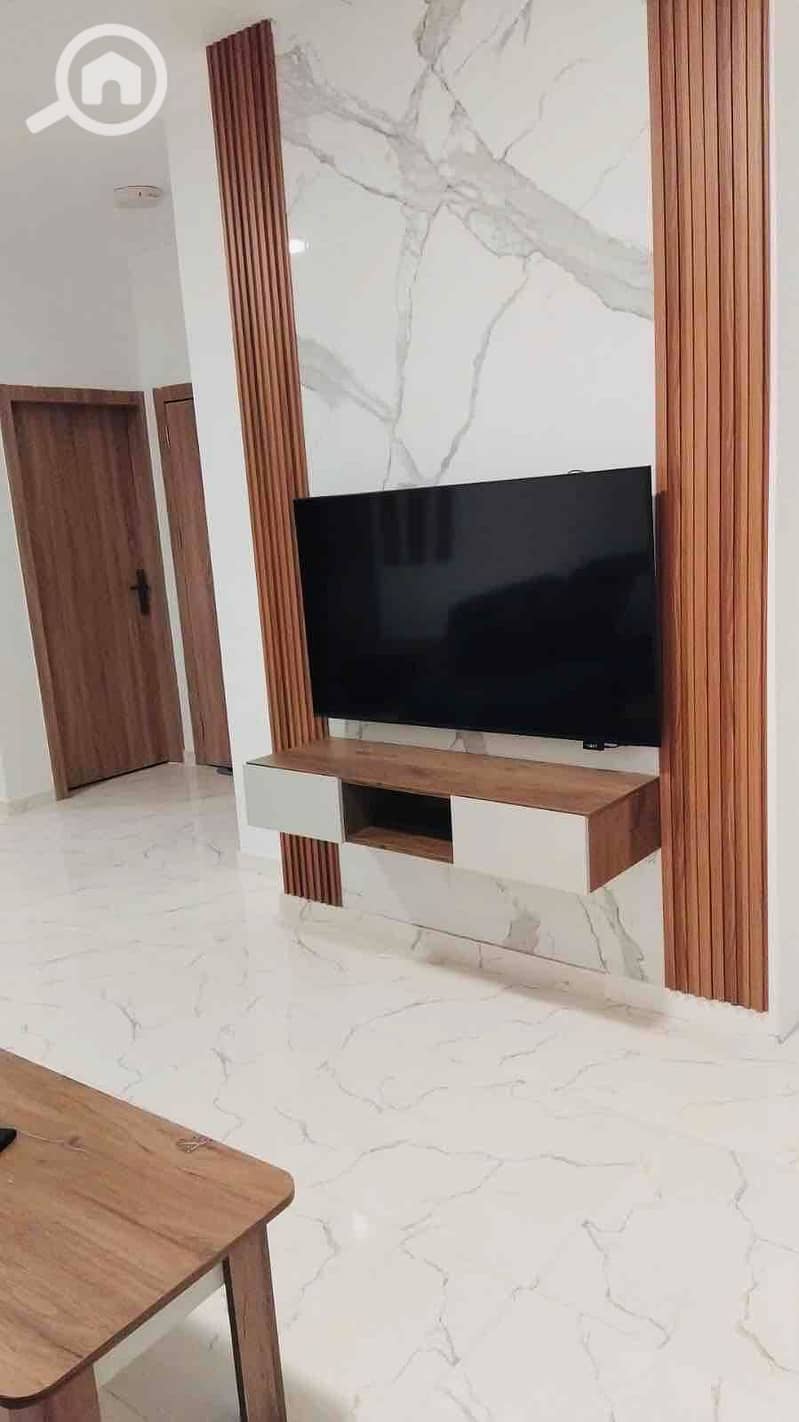 8 f8e19404-c92c-41fc-8738-4169b153ccd9. jpg