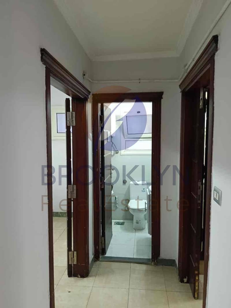 8 b94b2d7c-161d-4c51-99c3-76a26a29be09. jpg