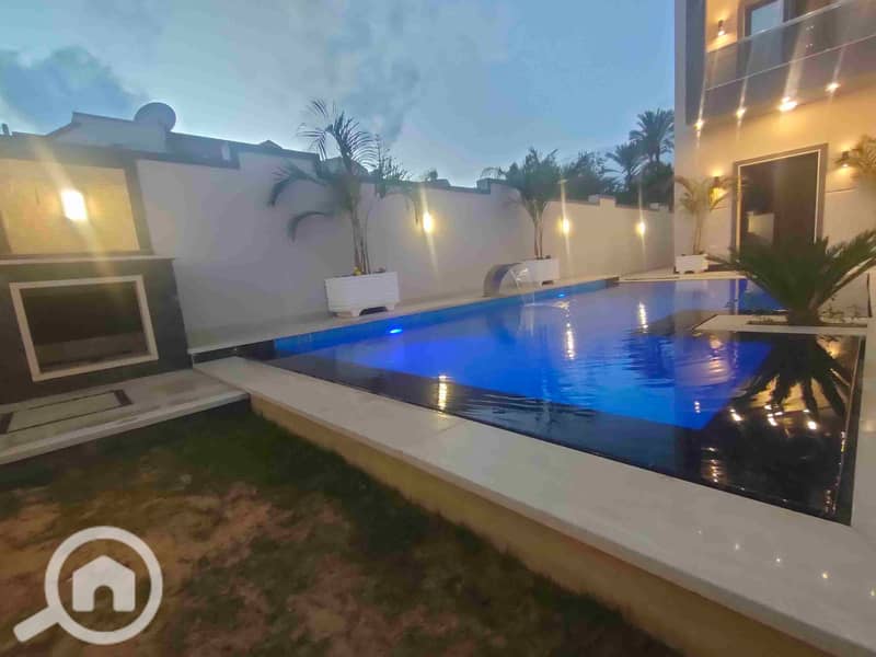 50 02f44c41-5b17-4351-9115-b13cee30d7b7-1_all_279398. jpg