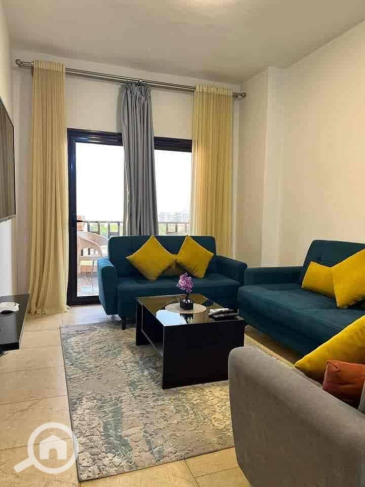 2 53d5ff91-f0ba-499e-b9e6-10e5b4db1590. jpg