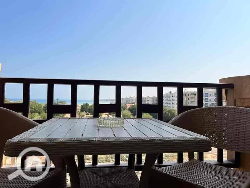 7 df3c4431-650e-438c-87d8-2ad3280fa9a1. jpg