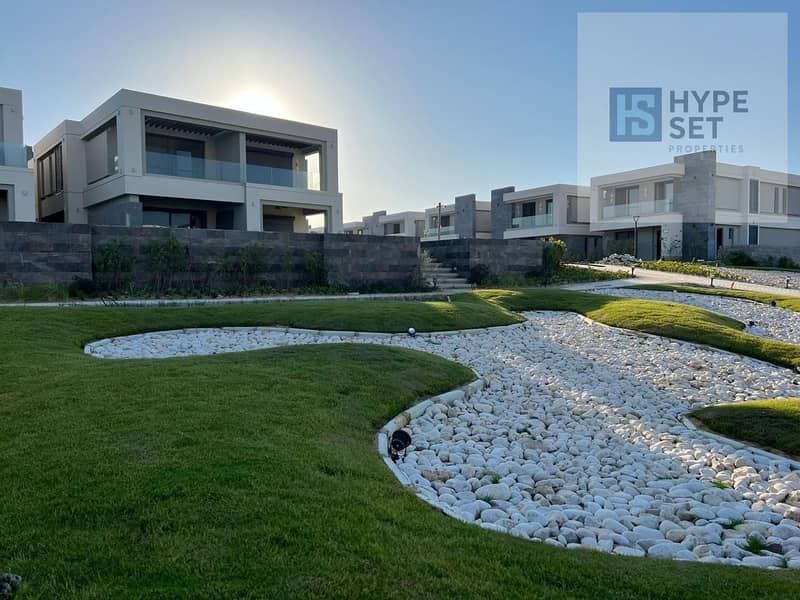 12 522bf6e5-b3dc-4eba-ac4b-8dfd94870f3d. jpg