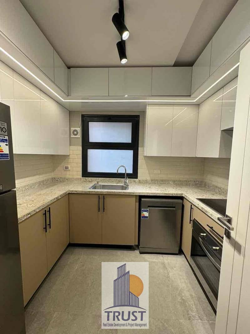 4 01a3a7fe-2a4f-422c-9445-be4b03e94ab8. jpg