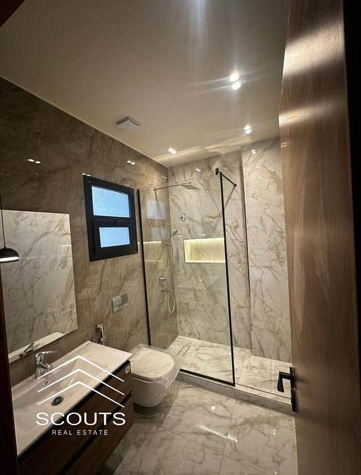 8 FB_IMG_1764236980463. jpg