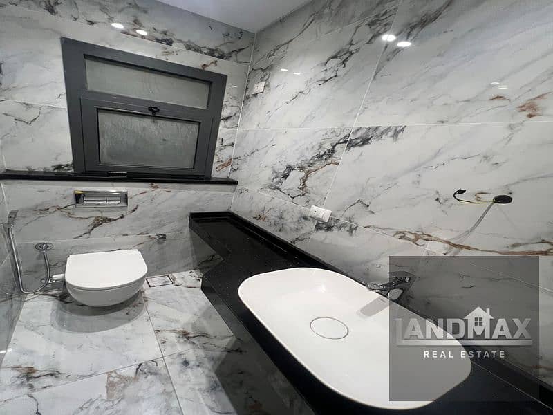 9 WhatsApp Image 2025-10-22 at 8.55. 51 PM (2)_800x600. jpg