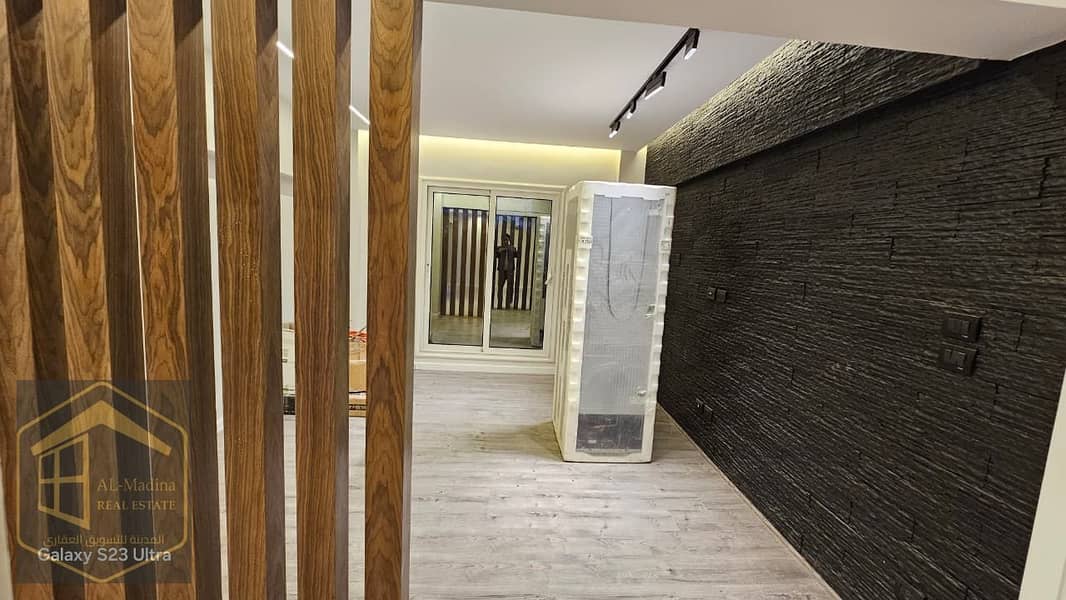 10 WhatsApp Image 2026-01-14 at 19.55. 33 (1). jpeg