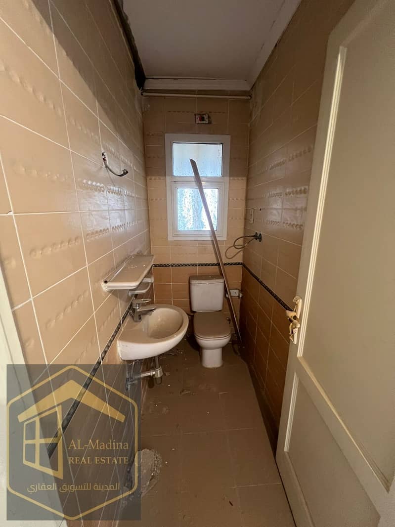 10 WhatsApp Image 2026-01-14 at 21.24. 56 (3). jpeg