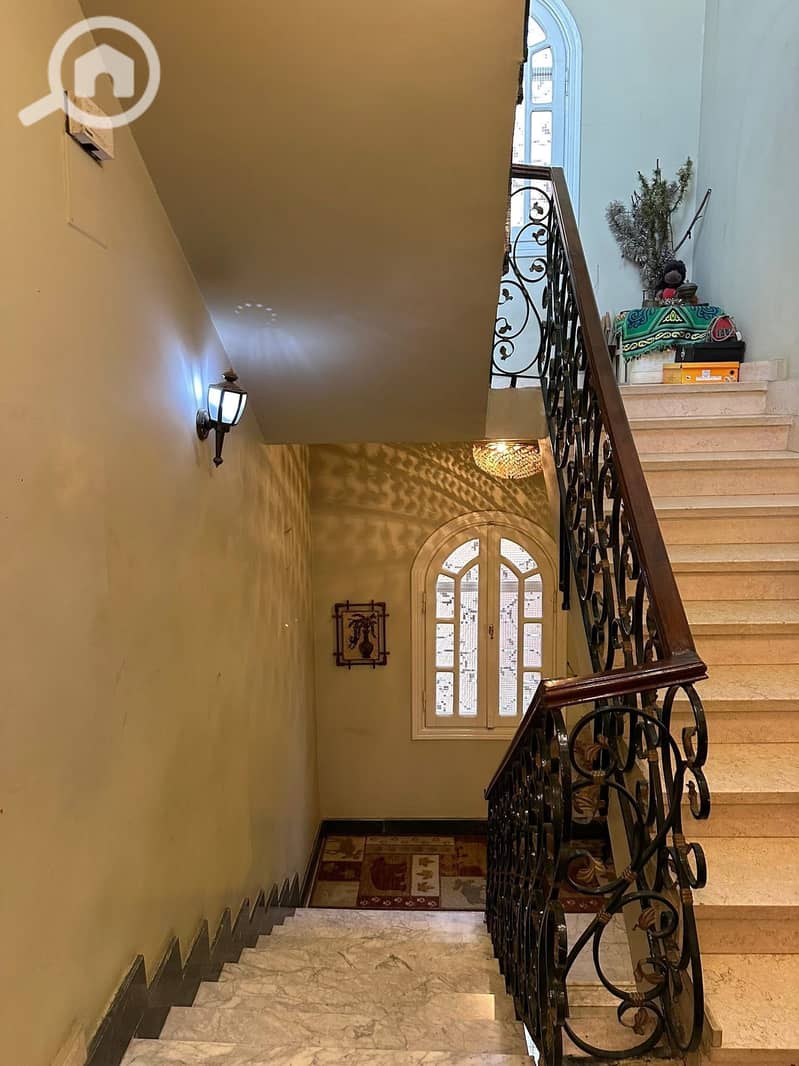 4 96f99284-f5a0-414f-a582-02219014113f. jpeg