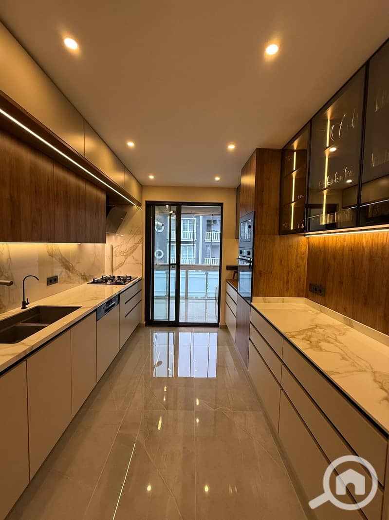 3 32d4ef40-dd91-410b-9152-c3bd9658d1e9. jpg