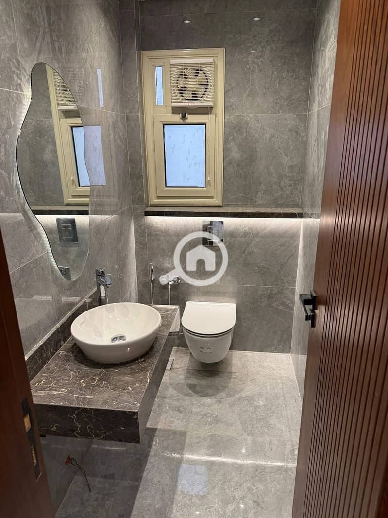 5 WhatsApp Image 2026-01-16 at 1.22. 50 AM. jpeg